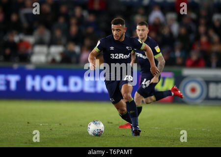 Swansea, Großbritannien. 01 Mai, 2019. Mason Bennett von Derby County in Aktion. EFL Skybet Meisterschaft übereinstimmen, Swansea City v Derby County in der Liberty Stadium in Swansea, Südwales am Mi 1. Mai 2019. Dieses Bild dürfen nur für redaktionelle Zwecke verwendet werden. Nur die redaktionelle Nutzung, eine Lizenz für die gewerbliche Nutzung erforderlich. Keine Verwendung in Wetten, Spiele oder einer einzelnen Verein/Liga/player Publikationen. pic von Andrew Obstgarten/Andrew Orchard sport Fotografie/Alamy Live news Credit: Andrew Orchard sport Fotografie/Alamy leben Nachrichten Stockfoto