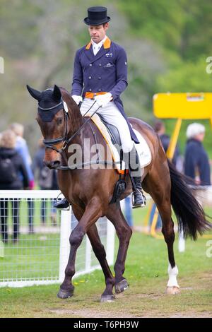 Badminton, Großbritannien. 2. Mai 2019. Christopher Burton. AUS. Graf Freiheit. Ergebnis 27.7. Dressur. Mitsubishi Motors Badminton Horse Trials. Rolex Grand Slam Event. Horse Trials. Eventing. Badminton. Gloucestershire. Vereinigtes Königreich. GBR. 02.05.2019. Credit: Sport in Bildern/Alamy leben Nachrichten Stockfoto