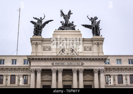 Palast der Fomento - Ministerium für Landwirtschaft, Fischerei und Ernährung Gebäude in Madrid, Spanien Stockfoto