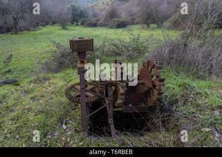 Alte Maschine, schöpften Wasser Stockfoto