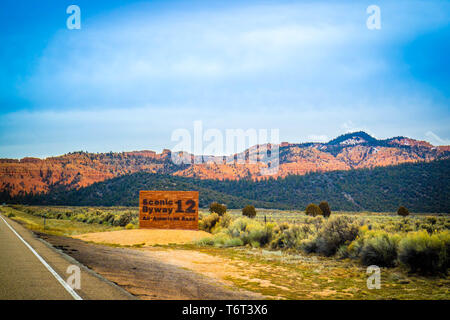 Red Canyon Dixie National Forest, UT, USA - 25. März 2018: eine Reise durch die Zeit Scenic Byway Stockfoto