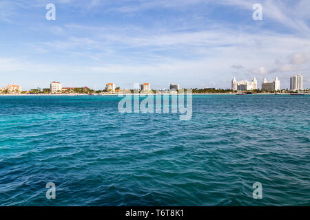 Palm Beach Aruba von off shore Stockfoto