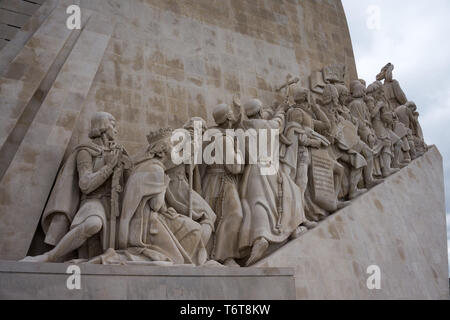 Eine Nahaufnahme des Baudenkmals der Explorer in Lissabon, Portugal Stockfoto