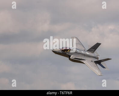 USAF F35 Durchführung von low level Training in Wales Stockfoto