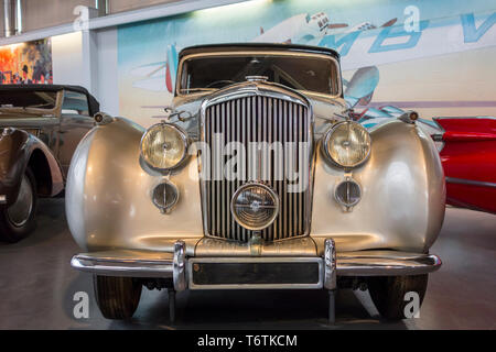 1948 Bentley Mk VI, Britische 4-Tür Standard Steel Sports Saloon classic car in der Autoworld, vintage Automobile Museum in Brüssel, Belgien Stockfoto
