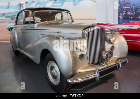 1948 Bentley Mk VI, Britische 4-Tür Standard Steel Sports Saloon classic car in der Autoworld, vintage Automobile Museum in Brüssel, Belgien Stockfoto