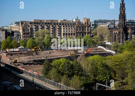 Landschaftsbau von Osten die Princes Street Gardens durchgeführt wird, als Teil der Entwicklung der National Gallery of Scotland in Edinburgh, Schottland, Großbritannien Stockfoto