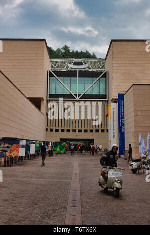 Rovereto: Mart (Museo di Arte Moderna e Contemporanea di Rovereto e Trento). Architetto: Mario Botta. [ENG] Rovereto: Mart (Museo für Moderne und Co Stockfoto