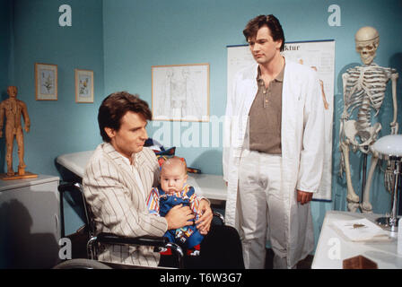 Gute Zeiten Schlechte Zeiten, Fernsehserie, Deutschland ab 1992, Darsteller: Wolfgang Bahro, Udo Thies. Folge 510 Stockfoto