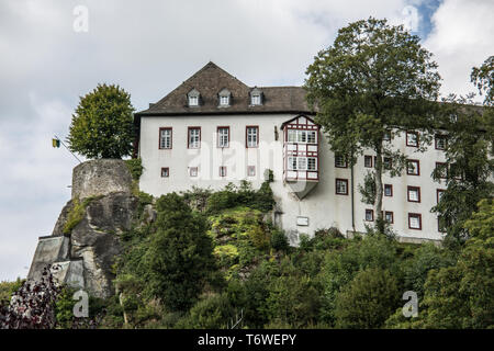 Burg Bilstein als Jugendherberge Stockfoto