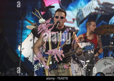 Deutsche Sänger Andreas Gabalier auf Tour, Freiburg, 2018 Stockfoto