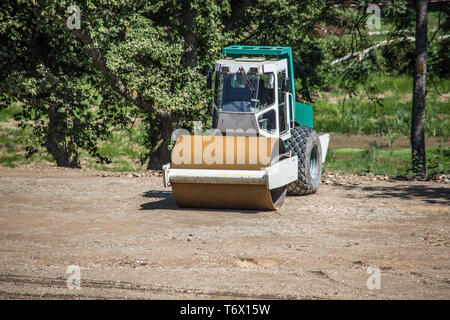 Baumaschinen vor Ort Stockfoto