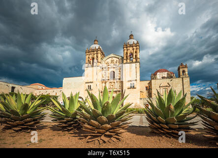 Kirche von Santo Domingo de Guzman in Oaxaca, Mexiko Stockfoto