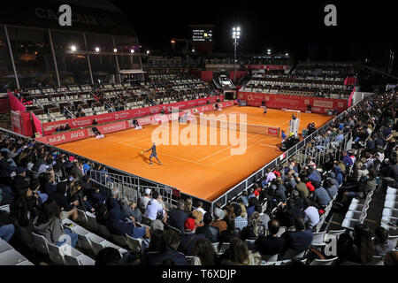 Allgemeine Ansicht der zentralen Tennisplatz während des Tages 6 von Millennium Estoril Open 2019. Stockfoto