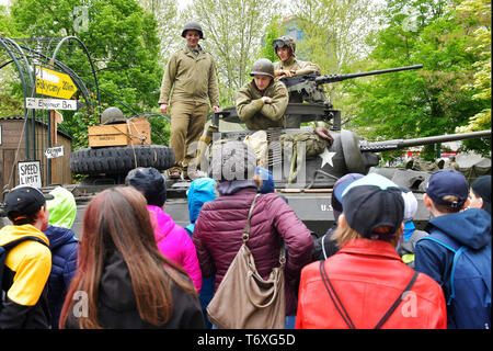 Pilsen, Tschechische Republik. 03 Mai, 2019. Befreiung Festival beginnt in Pilsen, Tschechische Republik, am 3. Mai 2019. Die Erinnerung an die Befreiung der Stadt durch amerikanische Truppen im Mai 1945. Neun US-und belgischen Veteranen zu beteiligen. Konvoi der Freiheit und viele kulturelle und andere Veranstaltungen im Rahmen des Festivals statt. Credit: Miroslav Chaloupka/CTK Photo/Alamy leben Nachrichten Stockfoto