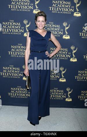 Arianne Zucker in der Ankunftshalle für 2019 Daytime Emmy Awards nominierten Rezeption, Castle Green, Los Angeles, CA 1. Mai 2019. Foto von: Priscilla Grant/Everett Collection Stockfoto