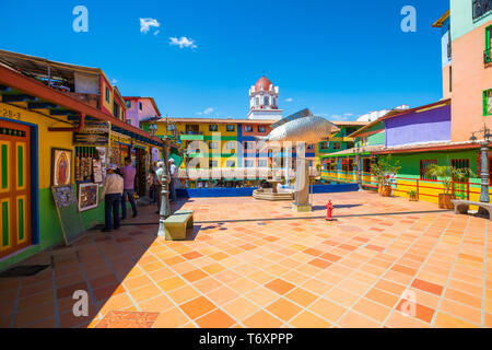 Plaza de Zocalos Guatape Kolumbien Stockfoto