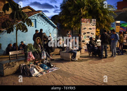 Nachtleben in El Chorro de Quevedo in Candelaria, Bogota, Kolumbien Stockfoto