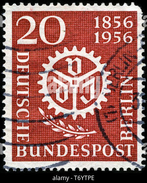 Briefmarke aus der Bundesrepublik Deutschland in den 100 Jahren Verein Deutscher Ingenieure (VDI) der Serie 1956 ausgestellt Stockfoto