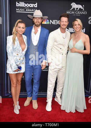 LAS VEGAS, NV - Mai 01: (L-R) Brittney Marie Cole, Brian Kelley und Tyler Hubbard von Florida Georgia Linie, und Hayley Stommel die 2019 Billboard Music Awards im MGM Grand Garden Arena besuchen am 1. Mai 2019 in Las Vegas, Nevada. Stockfoto