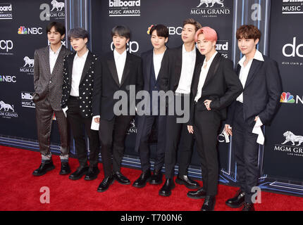 LAS VEGAS, NV - Mai 01: (L-R) J - Hoffnung, V, Jungkook, Jimin, Suga, Jin, und RM der BTS die 2019 Billboard Music Awards im MGM Grand Garden Arena besuchen am 1. Mai 2019 in Las Vegas, Nevada. Stockfoto