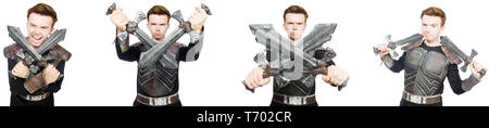 Junge lustige Mann in Rüstung Anzug Stockfoto