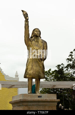 Miguel Hidalgo Denkmal in Halacho, Yucatan. Er war ein mexikanischer römisch-katholischer Priester und ein Führer der Mexikanischen Krieg für die Unabhängigkeit. Stockfoto