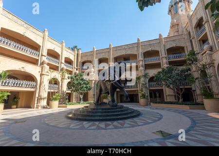 Elefant in Sun City, verlorene Stadt in Südafrika Stockfoto