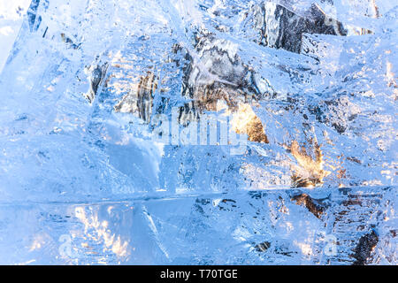 Full Frame eis Hintergrund. Hintergrundbeleuchtung mit der Sonne Stockfoto