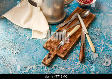 Geschirr und Besteck Stockfoto