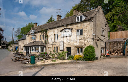 Die Metzger Arme Public House, Sheepscombe, die Cotswolds, Gloucestershire, Vereinigtes Königreich Stockfoto