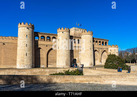 Palacio Aljaferia, befestigten mittelalterlichen islamischen Palast in Zaragoza, Spanien. Stockfoto