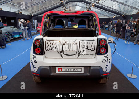 Jean-Charles de Castelbajac für Citroën Kunst, Auto E-Mehari, Grand Prix der Kunst an der 34. Internationalen Automobil Festival. Credit: Veronique Phitoussi Stockfoto