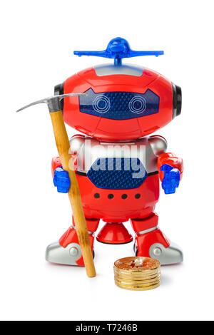 Spielzeug Roboter mit Spitzhacke und bitcoins Stapel Stockfoto