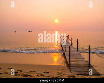 Magischen Sonnenuntergang auf Long Beach, Phu Quoc, Vietnam Stockfoto