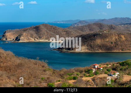 Luftaufnahme von San Juan del Sur Küsten Strände und Klippen in der Nähe der Stadt San Juan del Sur in Nicaragua Mittelamerika Luxus Villen Stockfoto