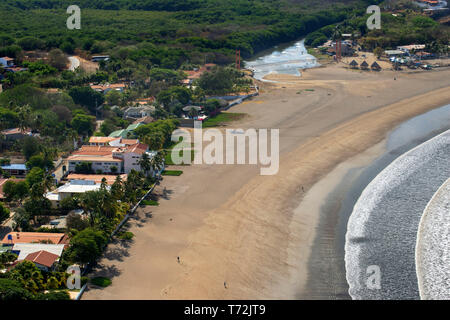 Luftaufnahme von San Juan del Sur Küsten Strände in der Nähe der Stadt San Juan del Sur in Nicaragua Mittelamerika Luxus Villen in Playa San Juan del S Stockfoto