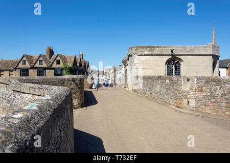 Mittelalterlichen Steinbrücke über den Fluss Great Ouse, The Quay, St Ives, Cambridgeshire, England, Vereinigtes Königreich Stockfoto