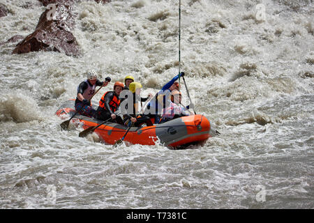 Rafting Wettbewerb. Interrally Belaja 2019. Iner Rally 2019 Russland Adygeja 05 02 2019 Stockfoto