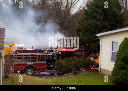 Feuer in real life Situation, Serie von 5 Bildern, 2-5 Stockfoto