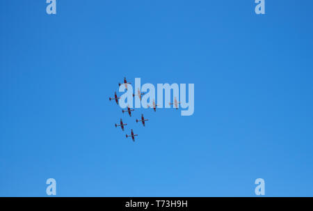 Torre del Mar, Spanien - Juli 29., 2018. Flugzeuge aerobatic Gruppe die Durchführung einer Demonstration Flug bei Festival Aereo Internationale Torre del Mar, Malag Stockfoto