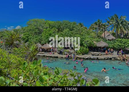 Xcaret Park, Mexiko - Juli 1, 2017: Lagune im Park. Stockfoto