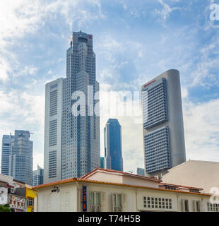 Corporate Business Office Türme und Wolkenkratzer in der Innenstadt von Singapur. Stockfoto