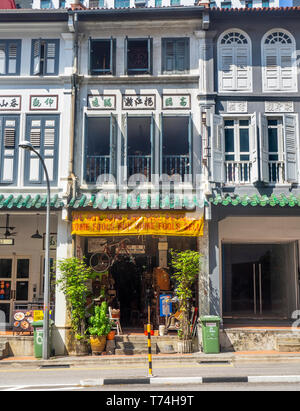 Zeile der traditionellen Shophouses in Tanjong Pagar Singapur. Stockfoto