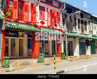Zeile der traditionellen Shophouses in Tanjong Pagar Singapur. Stockfoto