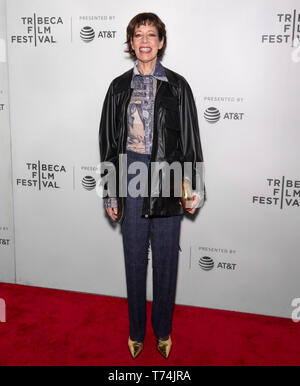 New York, NY - Mai 03, 2019: Allyce Beasley besucht die Premiere der "It Takes A Lunatic" während der 2019 Tribeca Film Festival in der BMCC Theater Stockfoto