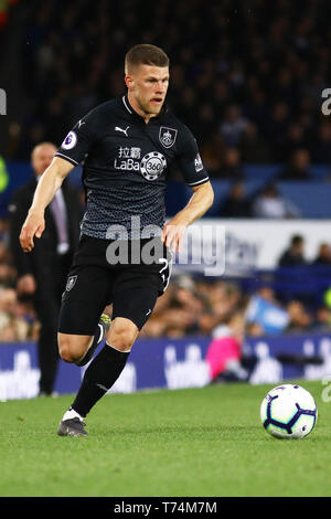 LIVERPOOL, Johann ENGLAND 3. Mai Burnley der Gudmundsson in Aktion während der Premier League Match zwischen Everton und Burnley an der Goodison Park, Liverpool am Freitag, 3. Mai 2019. (Credit: Tim Markland | MI Nachrichten) nur die redaktionelle Nutzung, eine Lizenz für die gewerbliche Nutzung erforderlich. Keine Verwendung in Wetten, Spiele oder einer einzelnen Verein/Liga/player Publikationen. Foto darf nur für Zeitung und/oder Zeitschrift redaktionelle Zwecke verwendet werden. Stockfoto