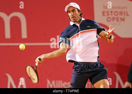 Estoril, Portugal. 03 Mai, 2019. Pablo Cuevas aus Uruguay spielt gegen Frances Tiafoe aus den USA während des Tages 7 von Millennium Estoril Open 2019. Credit: SOPA Images Limited/Alamy leben Nachrichten Stockfoto