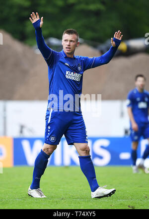 Karlsruhe, Deutschland. 04 Mai, 2019. Marvin Pourie (KSC). GES/Fußball/3. Liga: Karlsruher SC - SG Sonnenhof Grossaspach, 4. Mai 1919 - Fußball 3. Division: Karlsruher SC vs SG Sonnenhof Grossaspach, Karlsruhe, Mai 04, 2019 - | Verwendung der weltweiten Kredit: dpa/Alamy leben Nachrichten Stockfoto