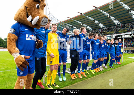 Karlsruhe, Deutschland. 04 Mai, 2019. GES/Fußball/3. Liga: Karlsruher SC - SG Sonnenhof Grossaspach, 4. Mai 1919 - Fußball 3. Division: Karlsruher SC vs SG Sonnenhof Grossaspach, Karlsruhe, Mai 04, 2019 - | Verwendung der weltweiten Kredit: dpa/Alamy leben Nachrichten Stockfoto